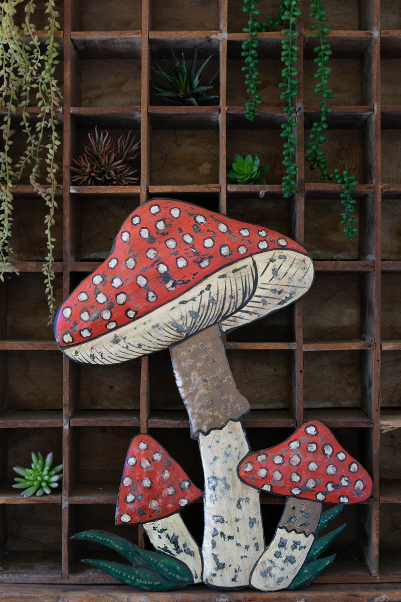 HAND HAMMERED METAL MUSHROOM