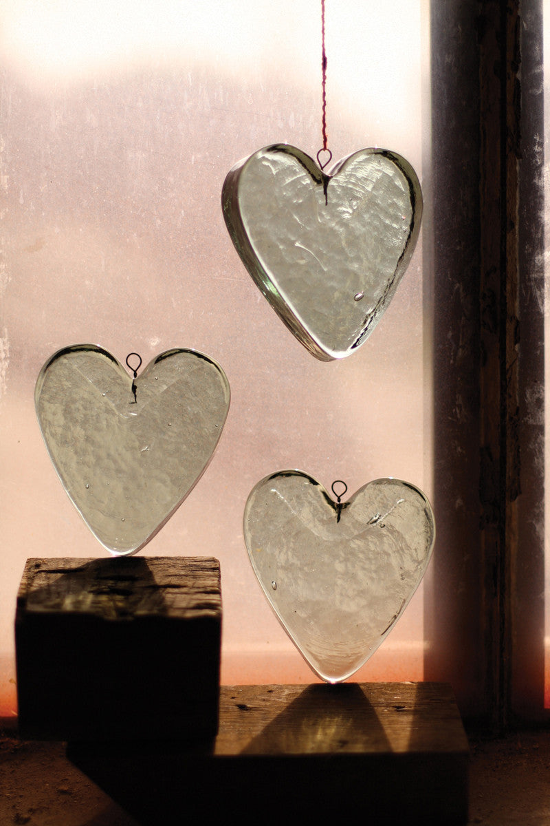 GLASS HEART ORNAMENT