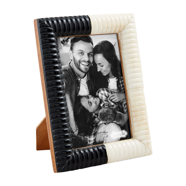 4X6 RIBBED BONE FRAME